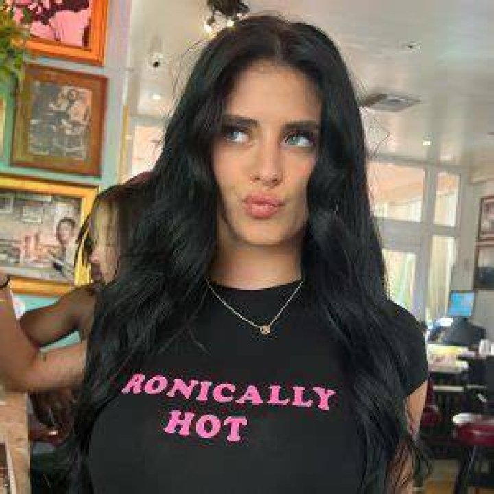 Camilla Araujo: The Rising Star in the World of Entertainment